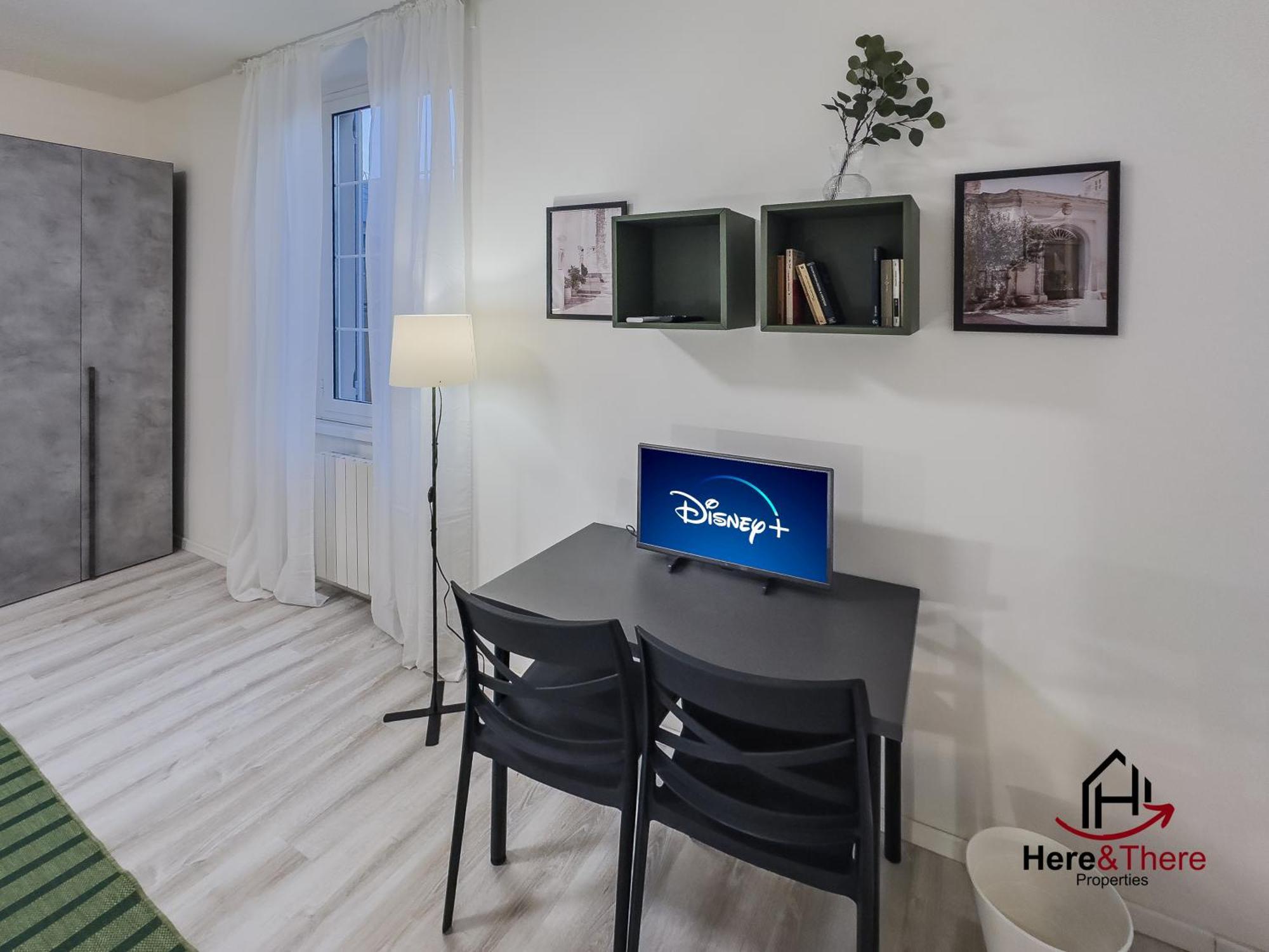 Elegant - Airport 5min - Ac - Smart Tv Apartment