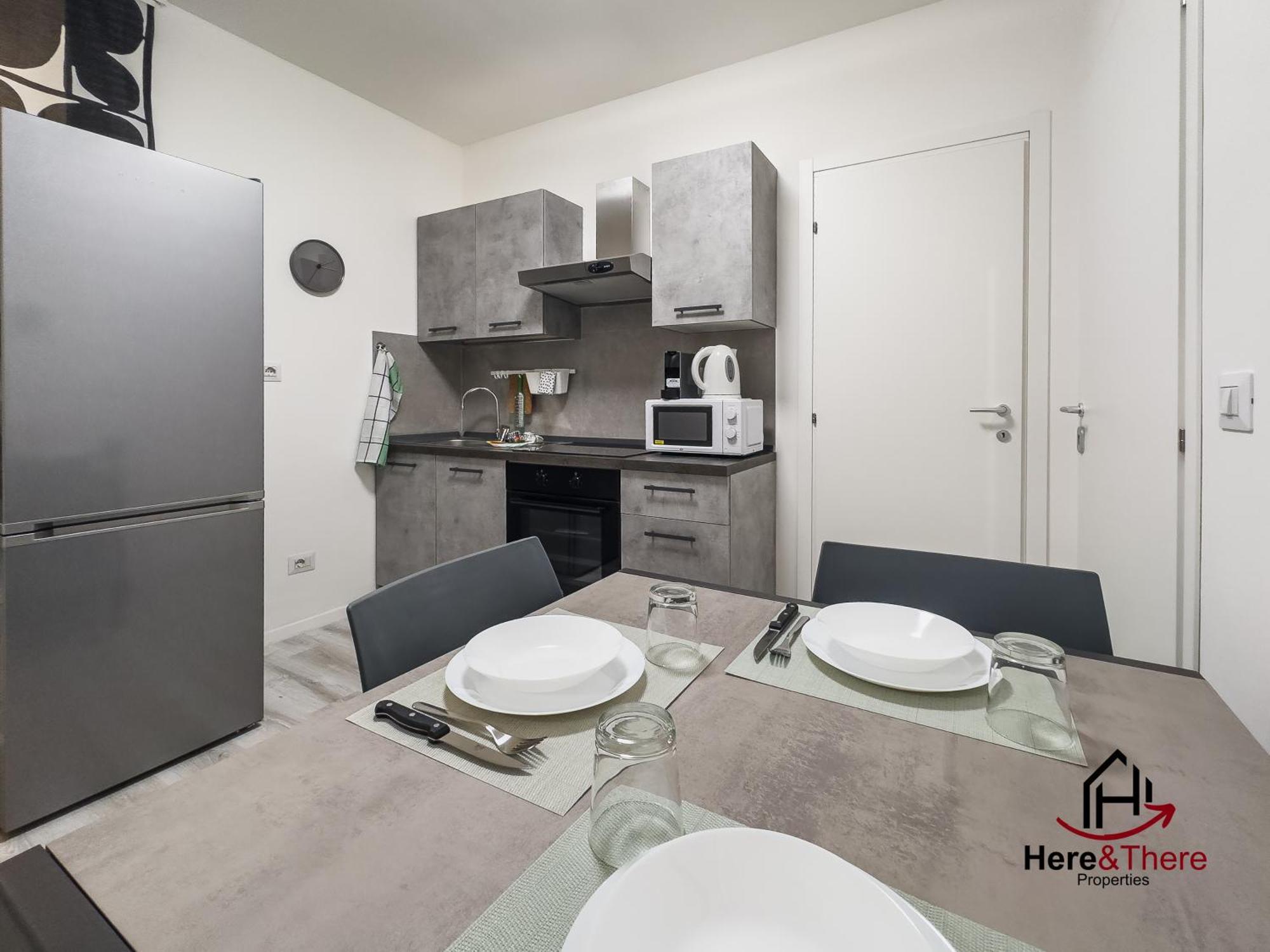 Elegant - Airport 5min - Ac - Smart Tv Apartment
