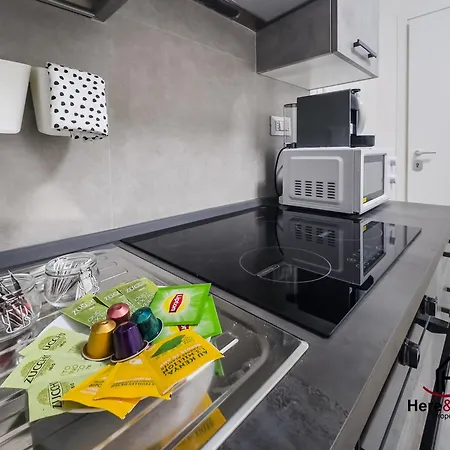 Elegant Apartment - Airport 5Min - Ac - Smart Tv Genoa Exterior photo